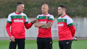 Кръстаич взе само един дебютант за контролите през ноември