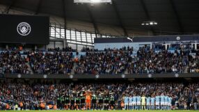 Манчестър Сити се срамува от феновете си, обидили Боби Чарлтън