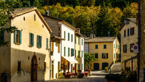 Тези малки градове ще ви платят, за да се преместите там през 2026 г.