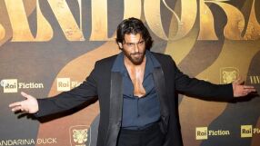 Турският хитов актьор Джан Яман е освободен от ареста, но разследването продължава