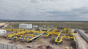 Еврокомисарят по енергетиката инспектира в България Вертикалния газов коридор