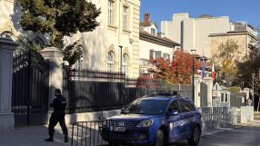 Сигнали за бомби във френското и в американското посолство в София
