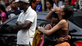 Най-голямата акция срещу наркобанда в Рио отне десетки животи