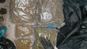 Над 100 хиляди дози наркотици за 1 млн. лева откриха в база в „Редута“ (СНИМКИ)