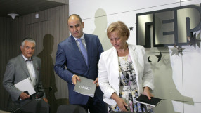 Скок на минималната заплата от 1 януари, а на пенсиите - от 1 април