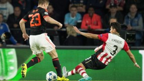 Люк Шоу стъпи на крака (СНИМКА)