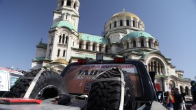 Стартира 8-дневното 