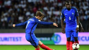 Франция и Холандия започнаха с равенства в 