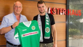 Венцислав Христов подписа с 