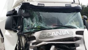 Турски тираджия загина при катастрофа, удряйки се в сграда край Нова Загора