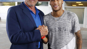 Арнолд Шварценегер на среща с Неймар и компания (ВИДЕО)