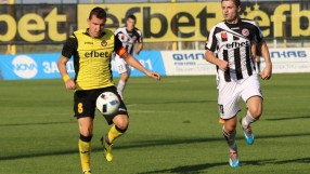 Пловдивското дерби без публика заради залято с вода длъжностно лице