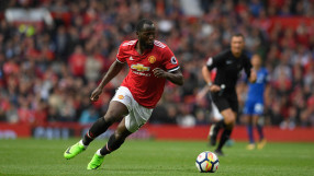 Забраняват песен за Ромелу Лукаку, защото била расистка (ВИДЕО)