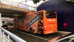 Бивш левскар заседна под мост преди мач в Холандия (СНИМКА)