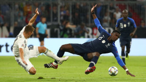 Без гол между настоящите и бившите световни шампиони 