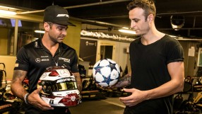 Бербатов: Ще се забавляваме и накрая аз ще съм победител (ВИДЕО)