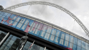 Американец купува 