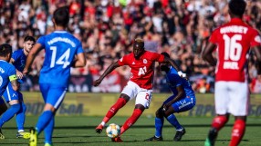 Дербито между 