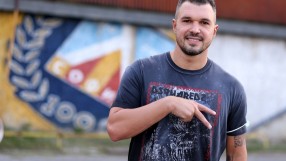 Божинов все по-близо до договор с 