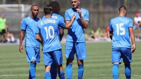 Късен гол от дузпа измъкна 