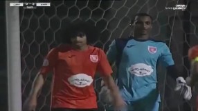 Във втора дивизия на Саудитска Арабия: Най-разсеяният вратар! (ВИДЕО)