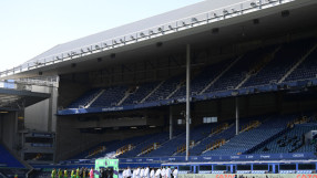 Публика по трибуните в Англия от октомври? Мисия невъзможна!