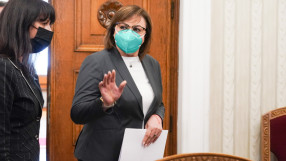 Нинова за бюджета: Предупреждавахме, че ще стане беля