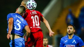 Само точка за 