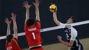 България загуби от Полша, но продължава напред на световното (ВИДЕО)