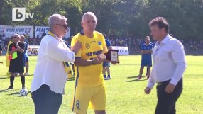 Стоичков предизвика фурор на юбилея на 