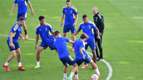 Разклатеният 