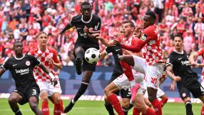 Късен обрат: ПСЖ взима Коло Муани за 90 млн. евро