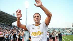 Стенли: БФС не може да се пребори със зависимостта си от лапкане (ВИДЕО)