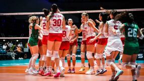 Първа победа за 