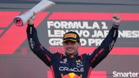 Триумф в Япония приближи Верстапен до титлата