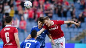 Разумът надделя: Изместиха с ден ЦСКА - Левски