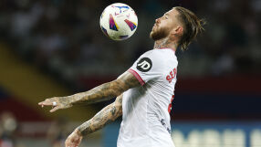 Автогол на Серхио Рамос качи Барса на върха