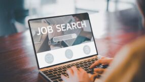 OpenAI създава платформа за търсене на работа, която ще се конкурира LinkedIn