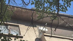 Полицията вече охранява евакуирания заради напуквания блок в &quot;Хаджи Димитър&quot;