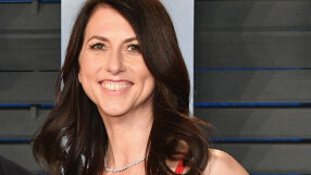 Най-голямото дарение за университет: Макензи Скот даде 80 млн. долара на Хауърд 