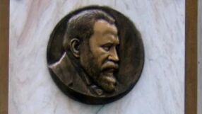 На 712 метра над езерото Комо: Как този хотел е свързан с Пенчо Славейков