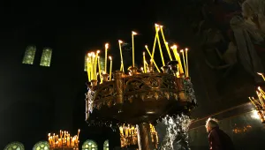 Православната църква празнува Свети Дух