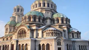 Офицери от Държавна сигурност намесени в разкола в църквата