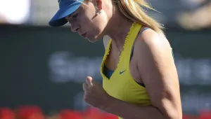 Шарапова стартира с победа в Страсбург