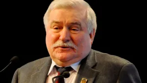 Лех Валенса е готов да приеме в дома си бежанци и лично да им готви