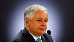 Полският президент загина при самолетна катастрофа