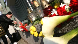 Десетки хора почетоха паметта на полския президент и у нас