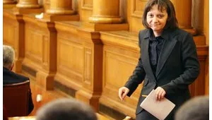 Съдът отстрани Жени Начева като шеф на НЗОК