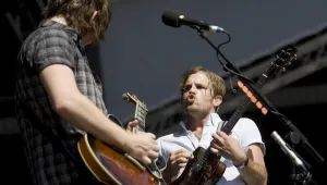 Kings Of Leon пуснаха новия си сингъл в интернет