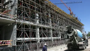 Тотю Младенов и Росен Плевнелиев ще проверяват строителни обекти